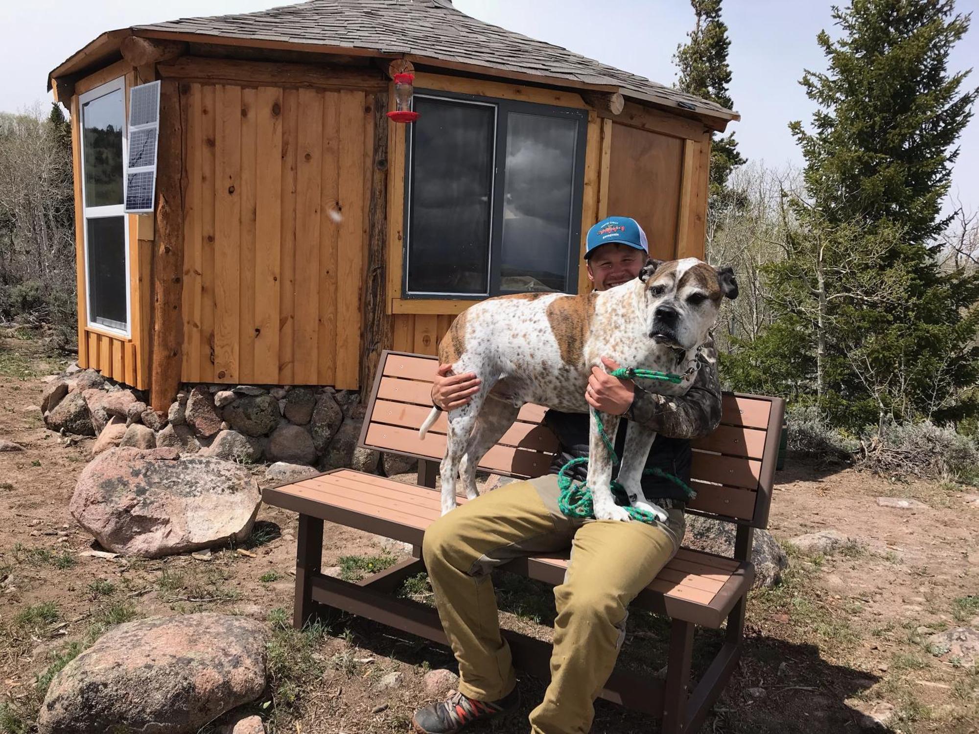 Red-Tail Roundhouse At 22 West Cabins And Recreation Hebron Exterior foto